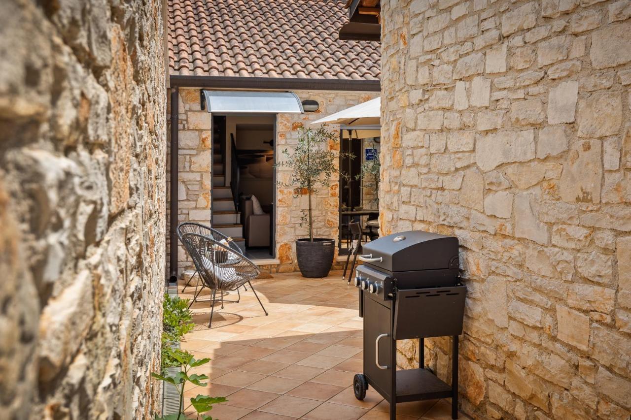 Grota Premium Apartment & Room Porec Exterior photo