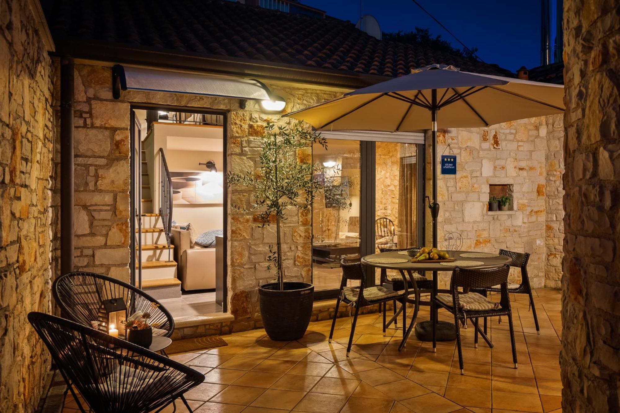 Grota Premium Apartment & Room Porec Exterior photo