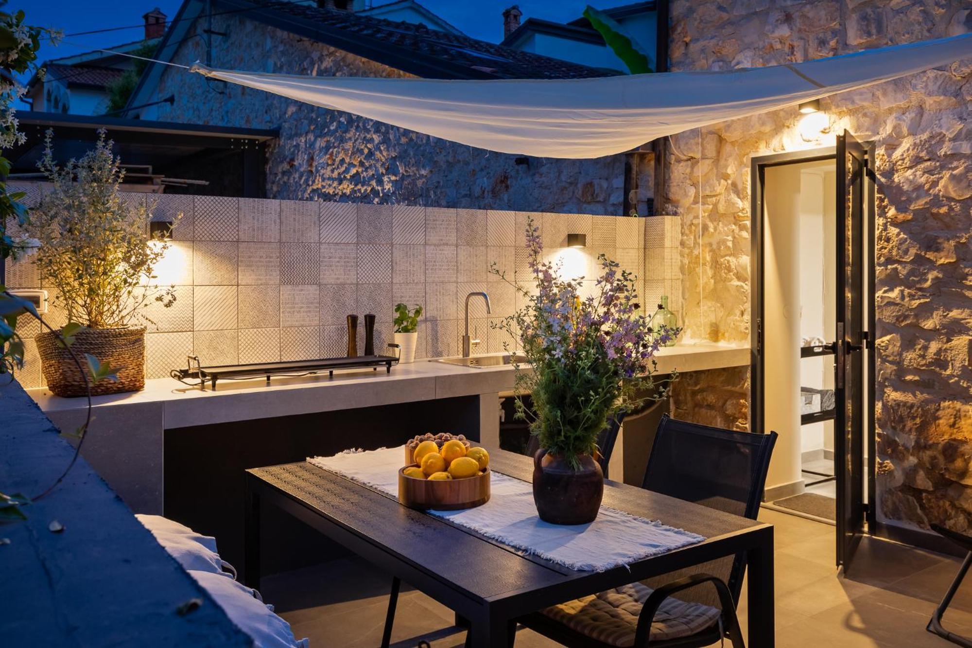Grota Premium Apartment & Room Porec Exterior photo