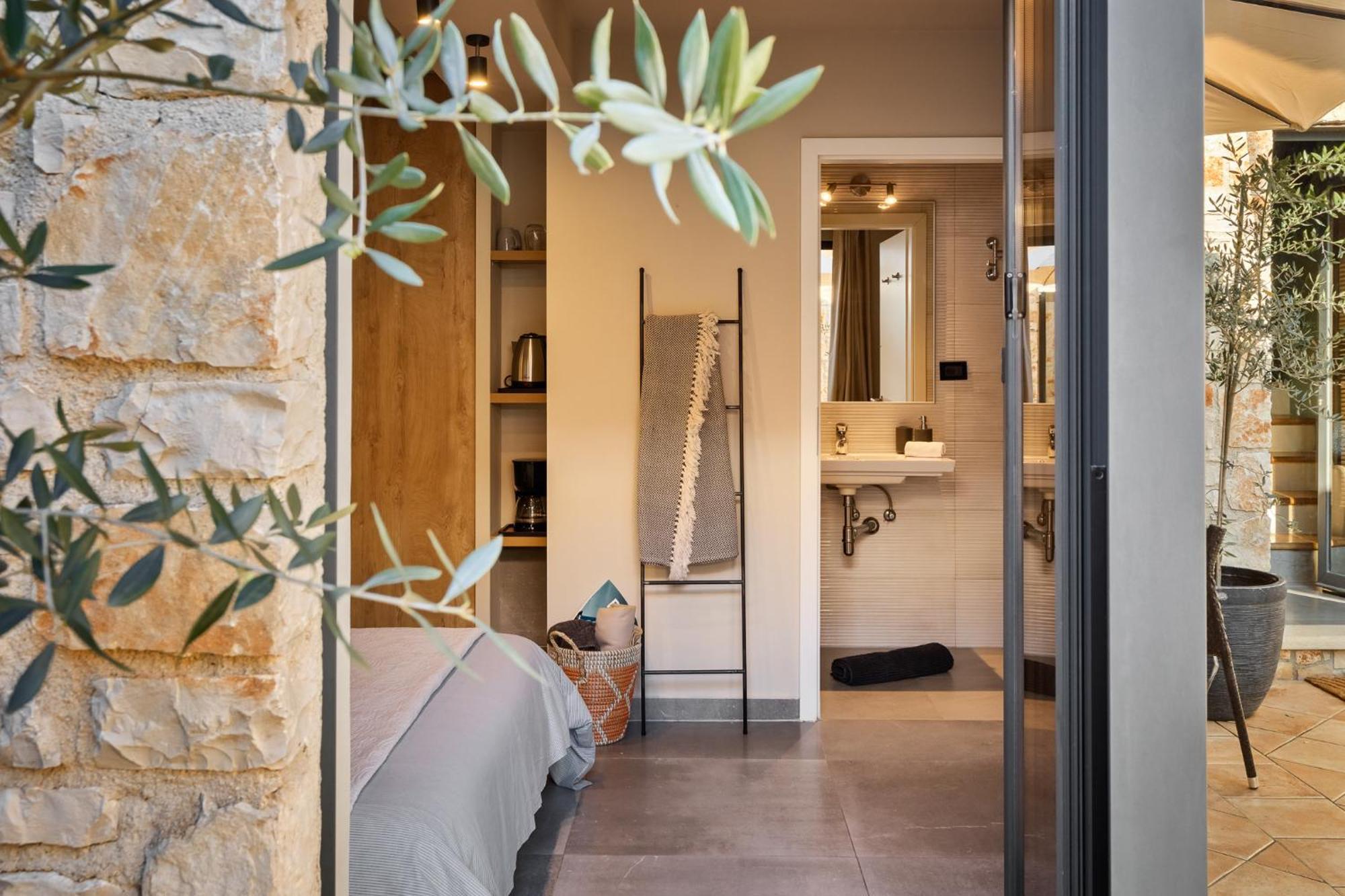 Grota Premium Apartment & Room Porec Exterior photo