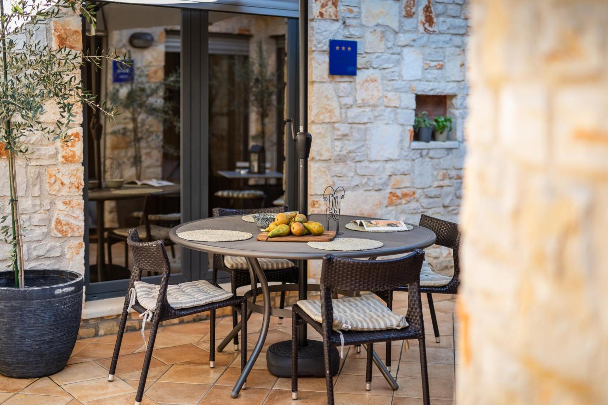 Grota Premium Apartment & Room Porec Exterior photo